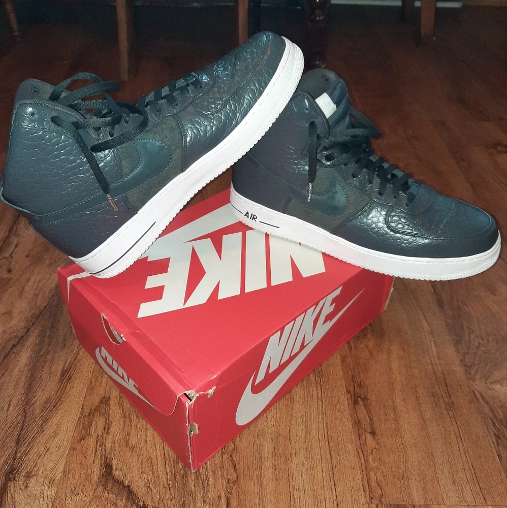 Nike Air Force 1 High Premium (Wool Snake)